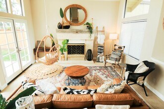 Building Photo - Furnished with Golf Course View in Laguna Niguel