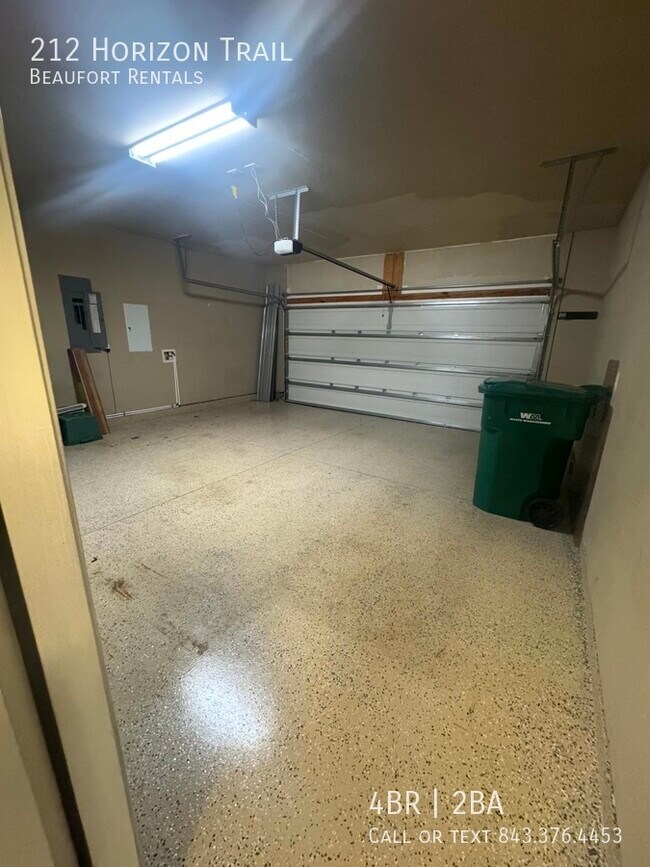 Building Photo - 212 Horizon Trl