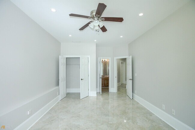 Building Photo - 1660 Briergate Dr