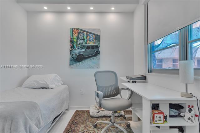 Building Photo - 5701 Collins Ave