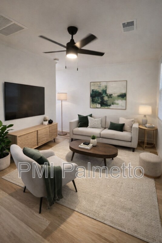 Building Photo - 2205 Harper St