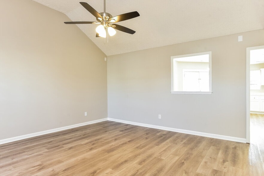 Building Photo - 3415 Westbrook Dr