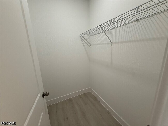 Building Photo - 227 Hightower Ave S