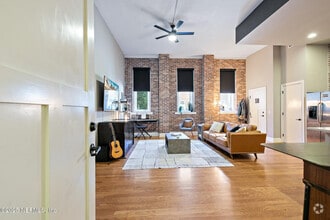 Building Photo - 2525 College St
