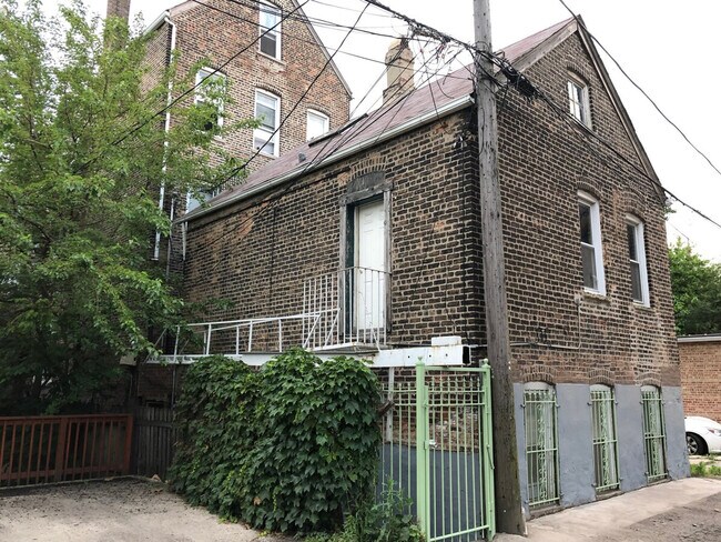 Building Photo - 2869 W 21st St