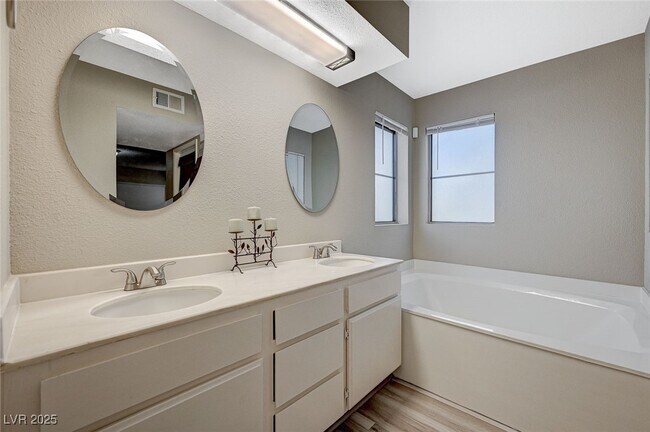 Building Photo - 4704 O'Bannon Dr