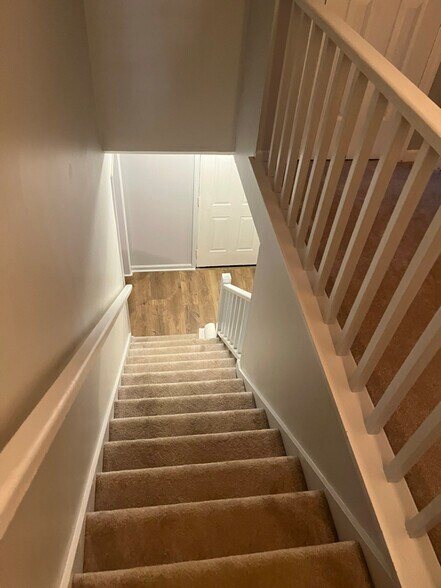 Building Photo - 5109 Simmons Branch Trail