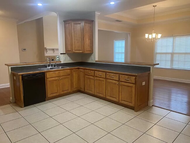 Building Photo - 3733 Old Vine Way