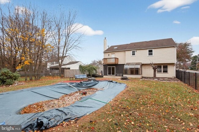 Building Photo - 11 Grant Dr