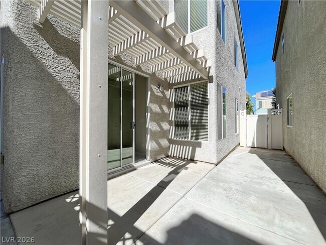 Building Photo - 1627 Bamboo Rain Ave