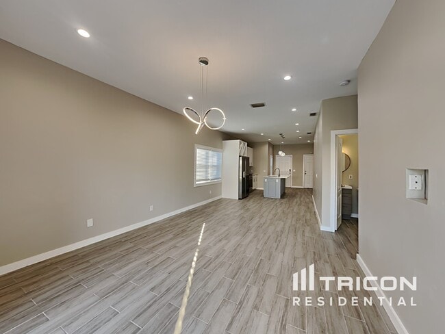 Building Photo - 6807 Exeter Park Place Apollo Beach FL