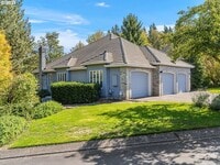 Building Photo - 1140 SW Fairfax Pl