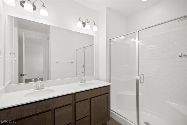 Building Photo - 10140 Glen Aulin St