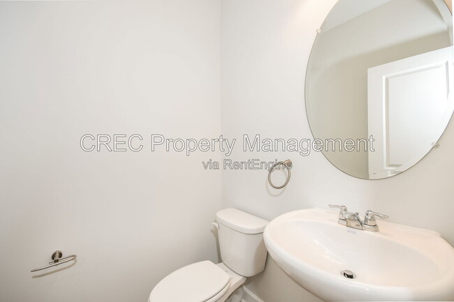 Building Photo - 603 McLernon Trce