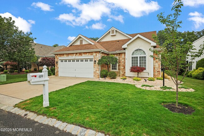 Building Photo - 49 Baltusrol Dr
