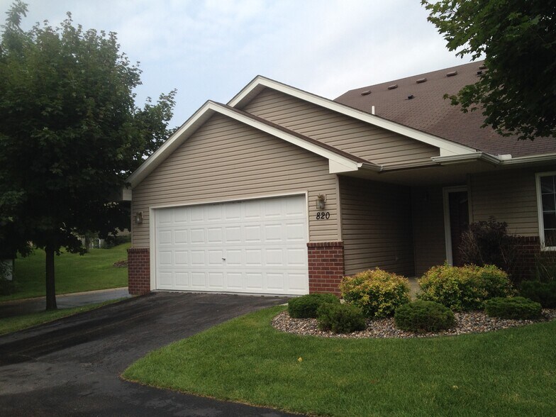 Front of home - 820 Matthew Drive