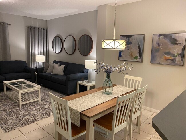 Building Photo - 8523 Crystal Cove Loop
