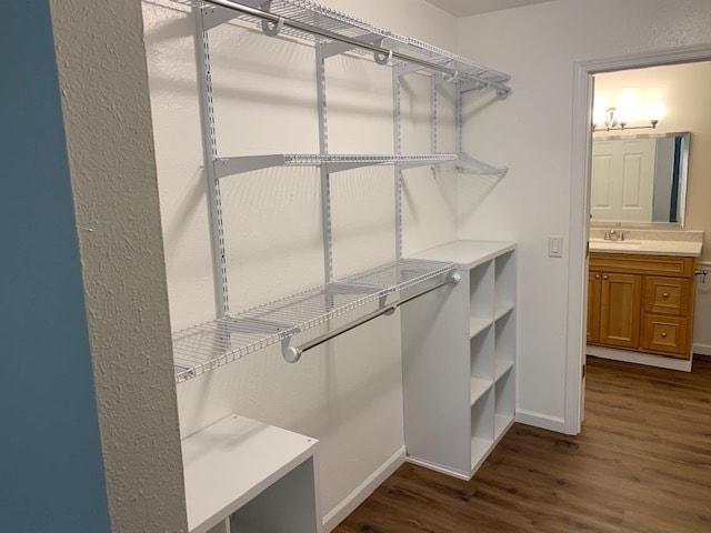 closet - 1668 Brownstone Blvd