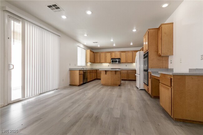 Building Photo - 2128 Marsh Tern Ct