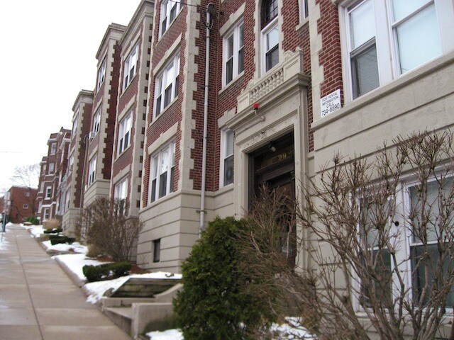 Building Photo - 109 Brainerd Rd