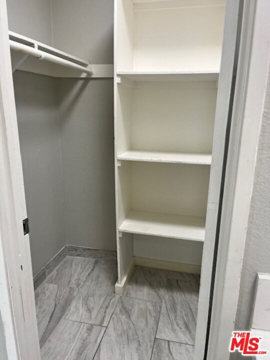 Building Photo - 10540 Balboa Blvd