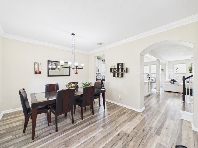 Building Photo - 9426 Russeff Field Ln
