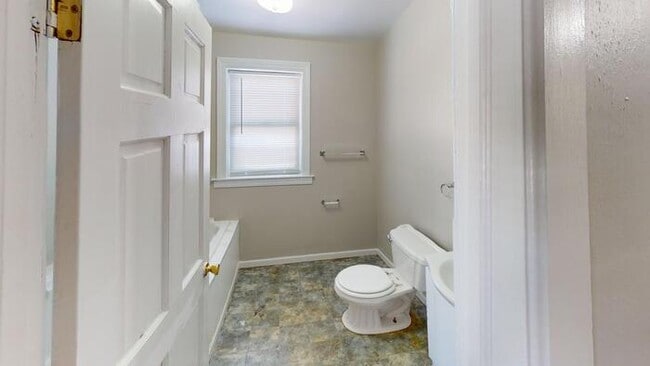 Building Photo - 311 N 12th St