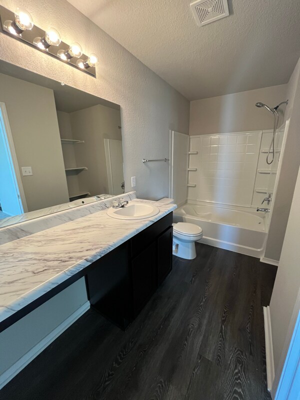 Building Photo - 36 Barn Cat Wy