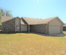 Building Photo - 10432 Fairfax Ln