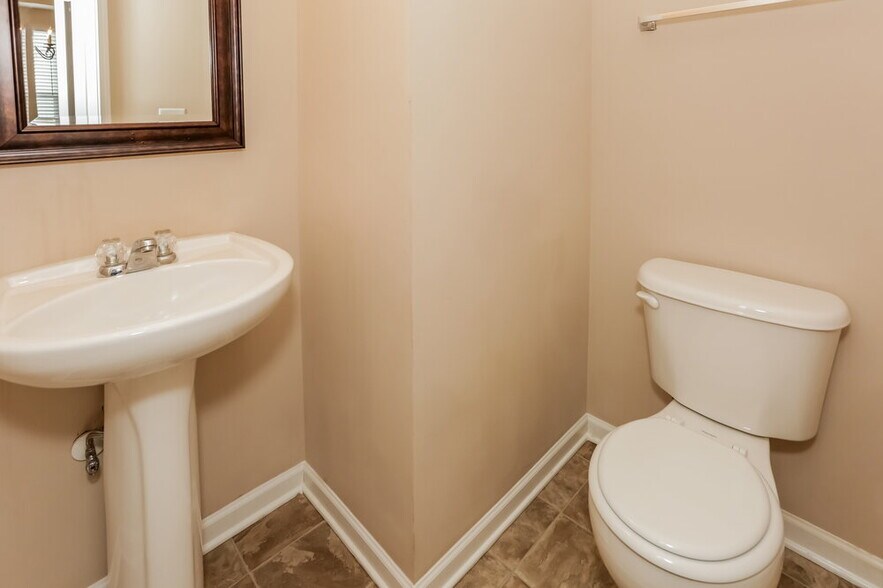 Building Photo - 4002 Chimney Wood Trail