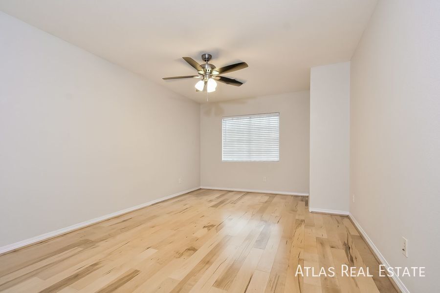 Building Photo - 8920 Picket Fence Ave