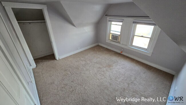 Building Photo - 3923 Spencer Ave