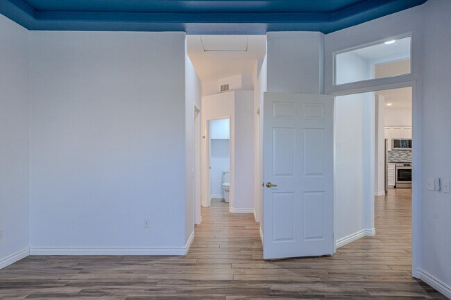 Building Photo - 44357 Royal Lytham Dr