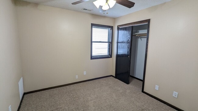 Building Photo - 3-bed home near Lake Manawa