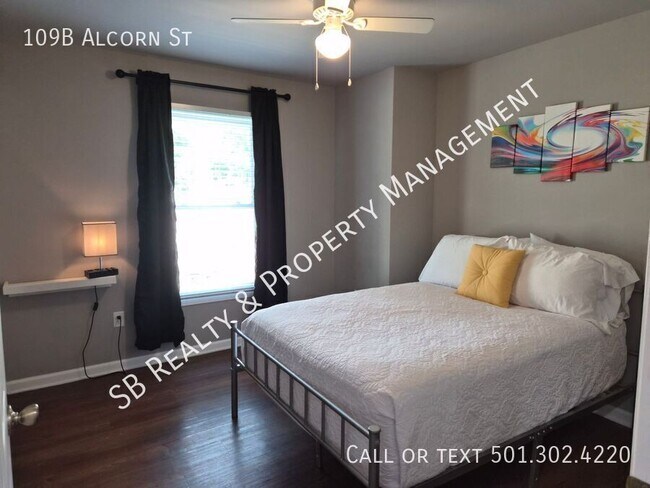 Building Photo - 109 Alcorn St