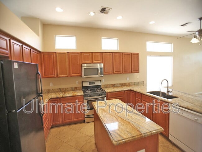 Building Photo - 17643 N 17th St