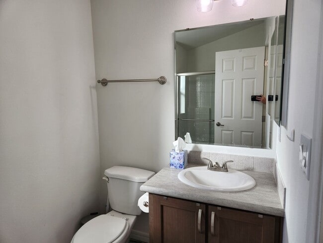 Building Photo - Adorable 2 bed / 2 bath home - New Build