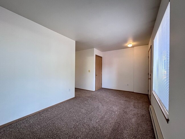 Interior Photo - BHS T Woodland Townhomes
