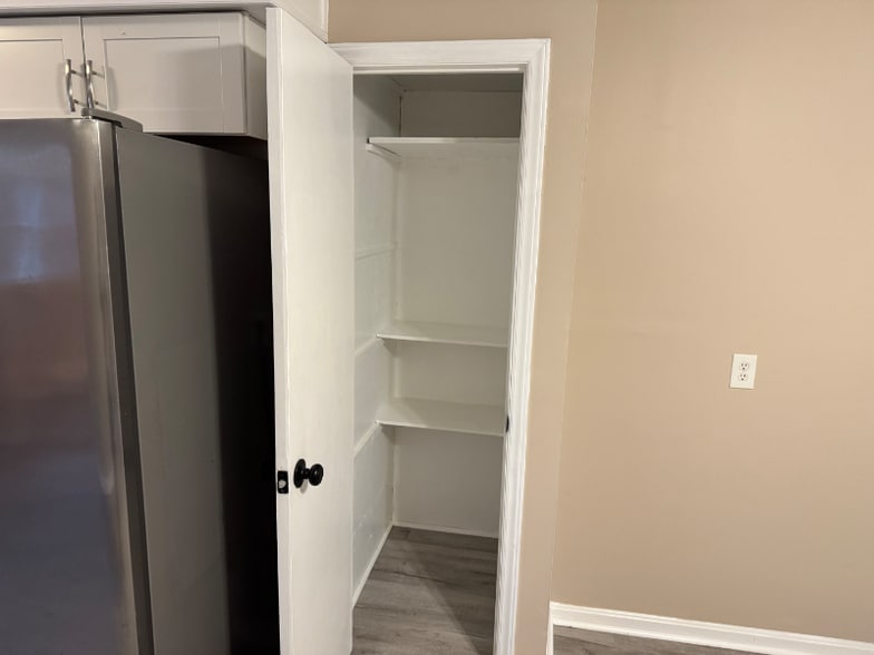 Building Photo - 277 Specks Run Rd