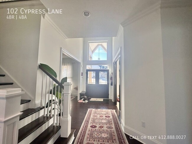 Building Photo - 102 Cypress Ln