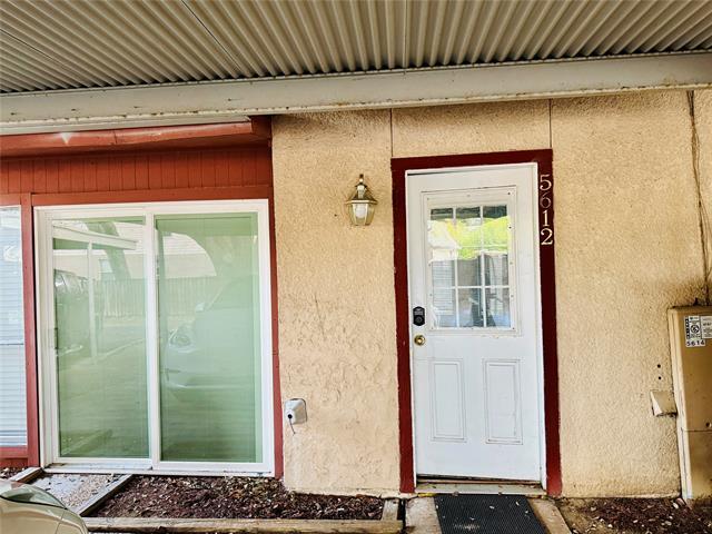 Building Photo - 5612 Marina Dr