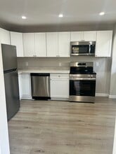 Building Photo - 164 Rabideau St