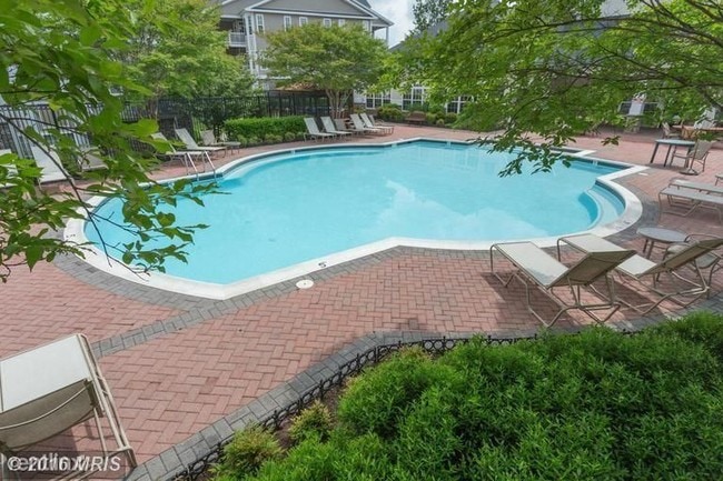 Building Photo - 503 Sunset View Ter SE