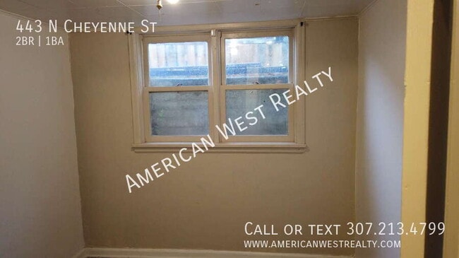 Building Photo - 443 N Cheyenne St