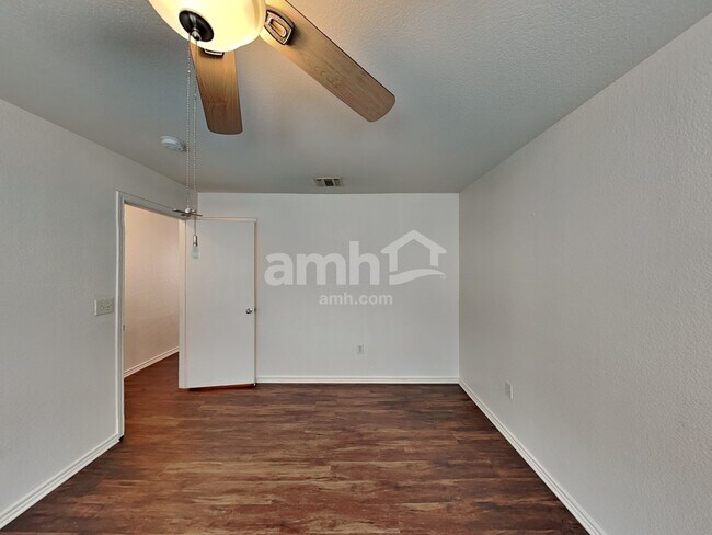 Building Photo - 7827 Copper Hollow