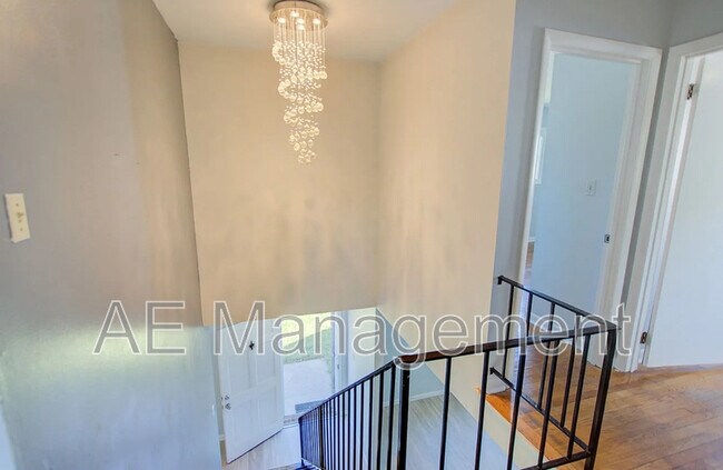 Building Photo - 1373 Coral Pl