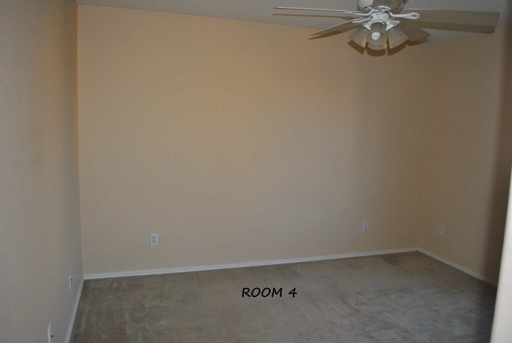 Building Photo - 16519 N 71st Ave