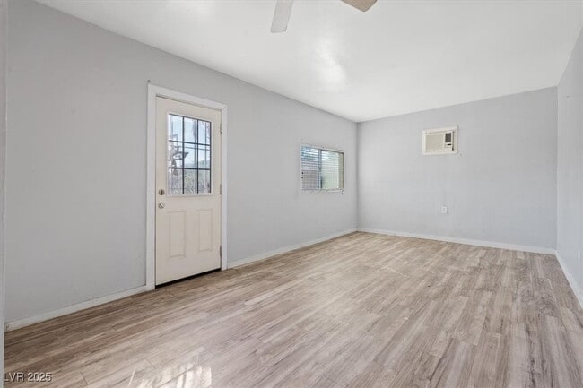 Building Photo - 4602 Inland Ct