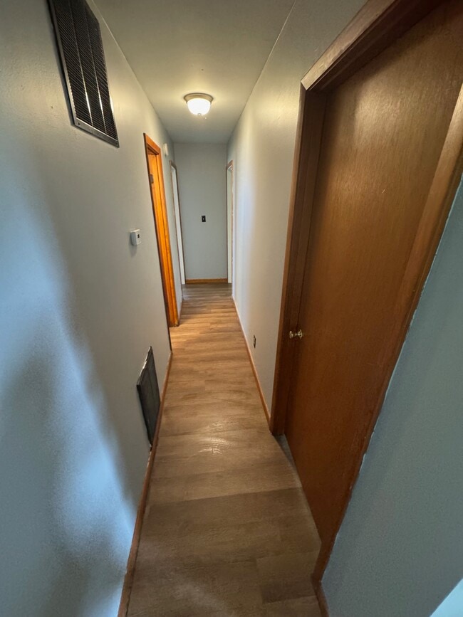 Building Photo - 2810 Witchwood Dr