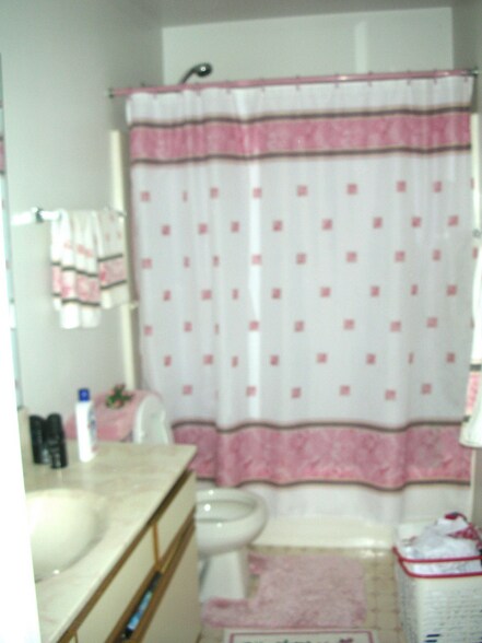 Building Photo - 5811 Constitution Ave